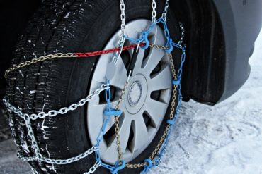 Simply Conseils - Article obligation pneus neige en Suisse